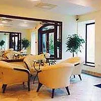 Hotel Barbacan Palace